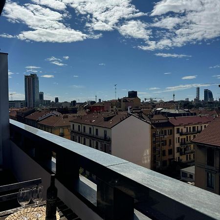 Appartamento Isola- Attico Con Balcone Μιλάνο Εξωτερικό φωτογραφία