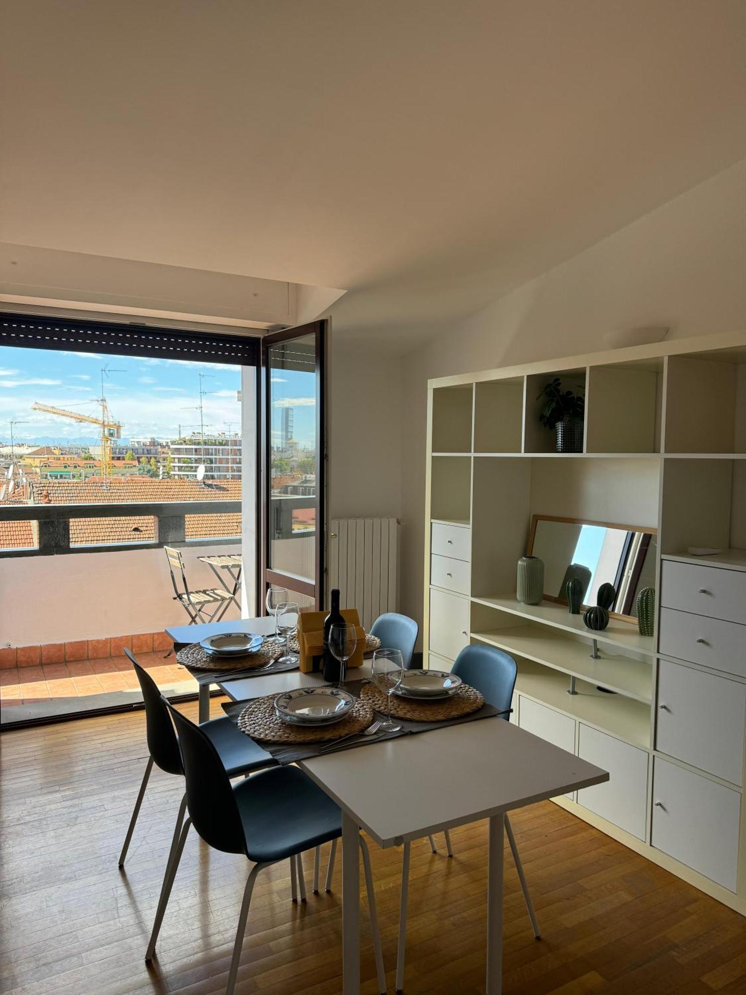 Appartamento Isola- Attico Con Balcone Μιλάνο Εξωτερικό φωτογραφία